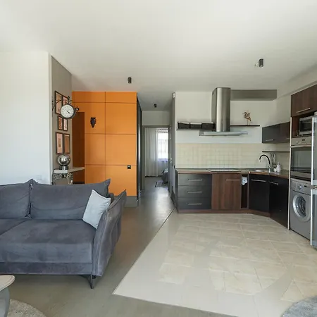 Apartament Kuosu With Private Parking At Centre Kłajpeda